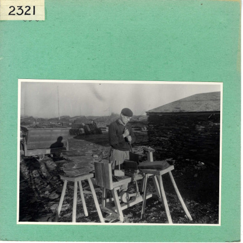 Trélazé : Fendeur d'ardoises