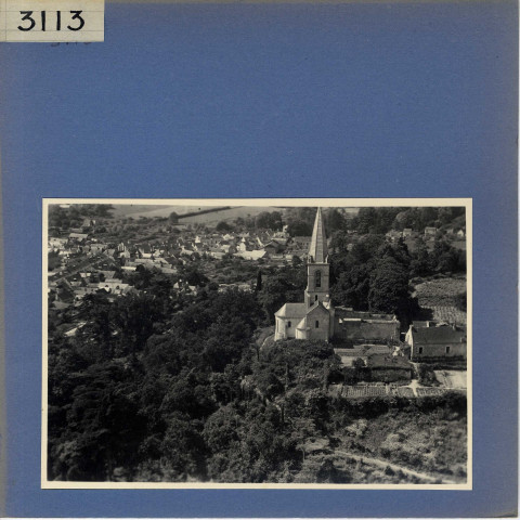 Gennes : Paroisse Saint-Eusèbe, vue aérienne