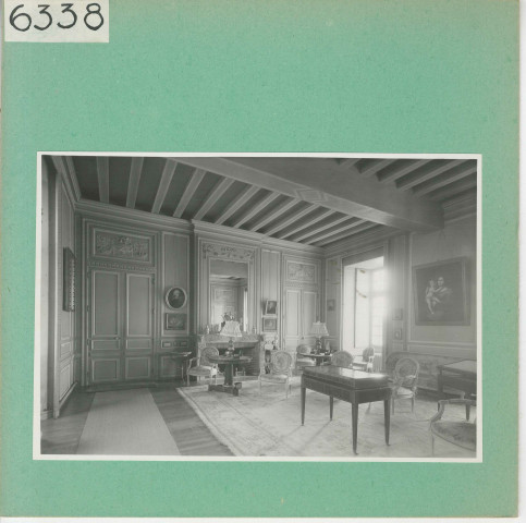 Ecuillé : Château du Plessis-Bourré, salon Louis XVI