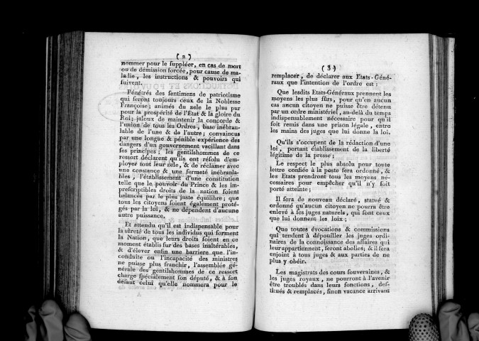 Instructions et pouvoirs donnés par MM. les gentilhommes de la sénéchaussée de Saumur et pays saumurois à leurs députés aux Etats-Généraux