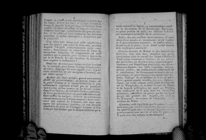 Rapport et projet de décret sur l'établissement d'une commission nationale des poudres et armes de la République, présentés au nom du Comité de salut public par B. Barrère, le 13 pluviôse