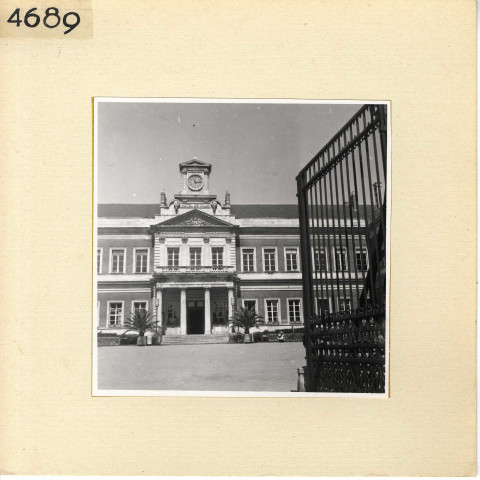 Angers : Façade de l'Hotel de ville