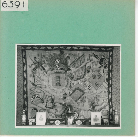 Les Verchers-sur-Layon : Château d'Echuilly, tapisserie de la grande salle