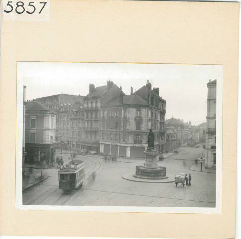 Angers : Place de la Visitation