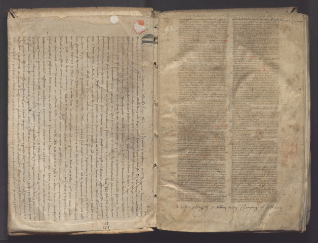 Commentaire anonyme sur le Breviarium extravagantium de Bernard de Pavie, l'une des Antiquae decretalium collectiones. Début : « Juste judicate... Nota quod istud proemium compositum est ex diversis auctoritatibus... »