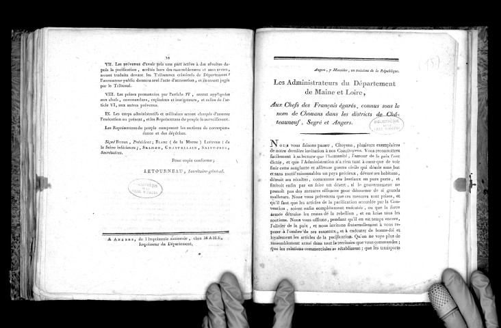 Les administrateurs du département de Maine-et-Loire, aux chefs des Français égarés, connus sous le nom de Chouans dans les districts de Châteauneuf, Segré et Angers