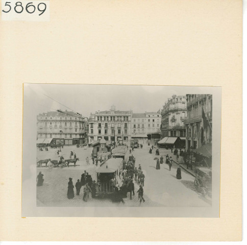 Angers : Place du Ralliement