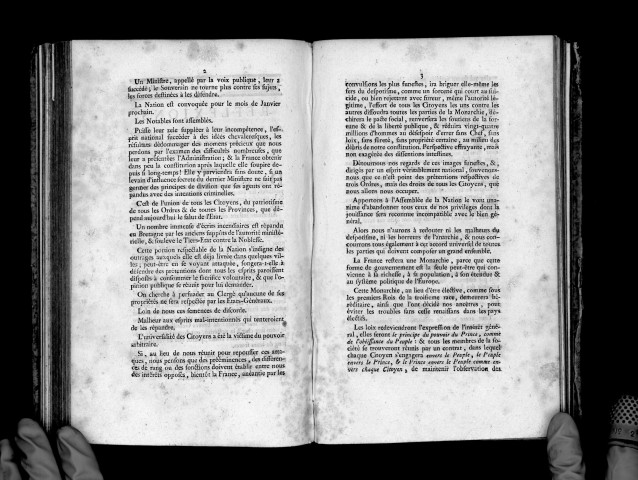 Réflexions sur les pouvoirs et instructions à donner par les provinces à leurs députés aux Etats-Généraux