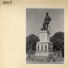 Angers : Statue du Roi René