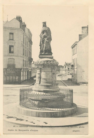 40. Angers. Statue de Marguerite d'Anjou
