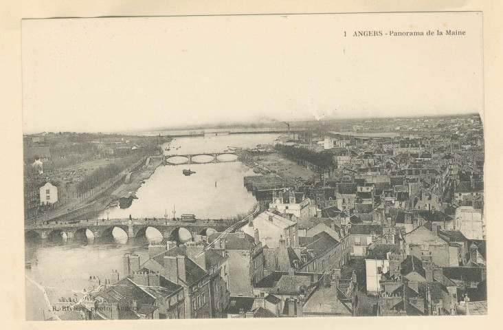 1. Angers. Panorama de la Maine
