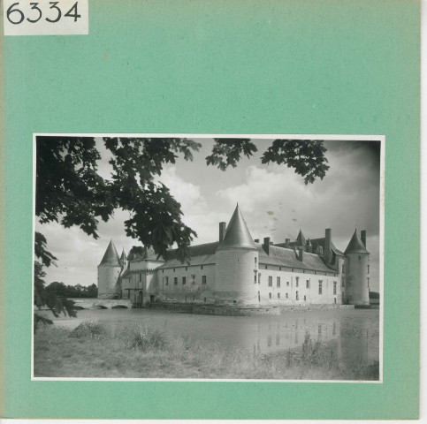 Ecuillé : Château du Plessis-Bourré