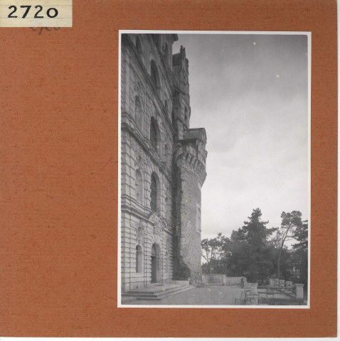 Brissac : Château de Brissac, extérieur