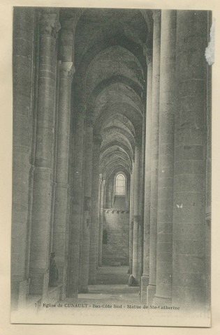 7. Eglise de Cunault. Bas-côté Sud. Statue de Ste-Catherine