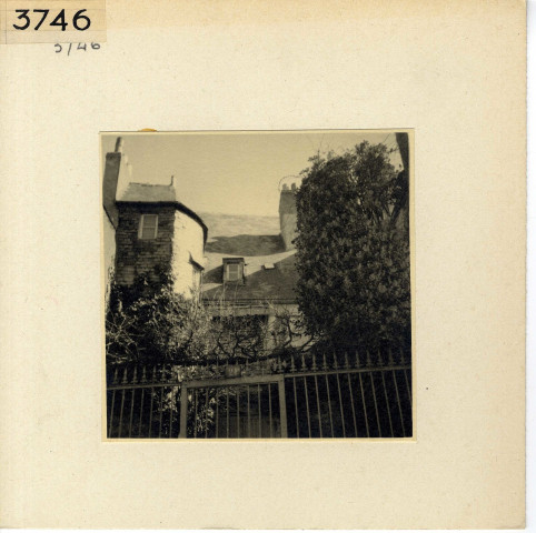 Angers : quartier de la Cité, 21 rue Saint-Aignan, maison de la chapelle Saint-Thibaud des Ormeaux