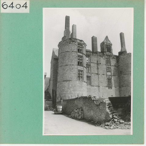 Martigné-Briand : Château