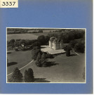 Cheviré-Le-Rouge : Château de La Roche-Hue (vue aérienne)