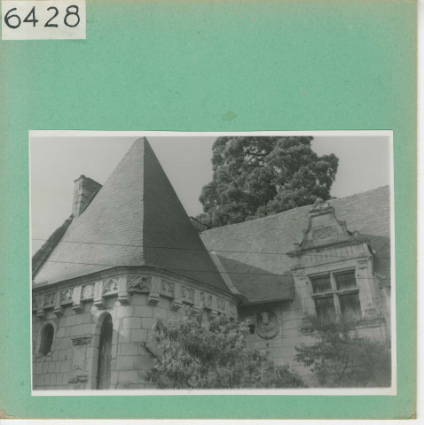 Saint-Rémy-la-Varenne : Le prieuré