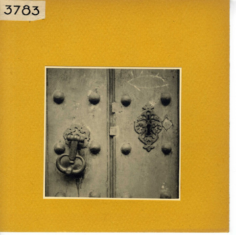 Angers : Vieilles serrures dans la Cité