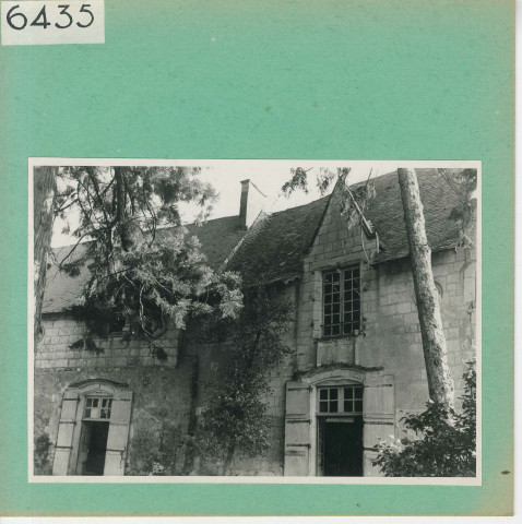 Saint-Rémy-la-Varenne : Le prieuré