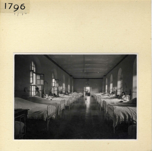 Angers : Hôpital, salles