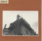 Montsoreau : Echafaudage extérieur