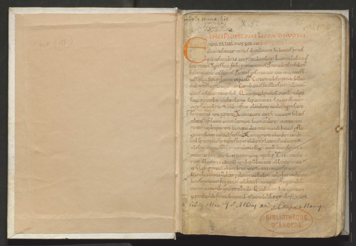 Autre copie partielle du recueil d'Eusebius Emisenus, renfermant 10 homélies pour les moines, 12 pour la Pâques, celle « De latrone beato », 2 « De symbolo », et l' « Omelia de Trinitate generalis ». En garde, fragment d'un lectionnaire du Xe siècle