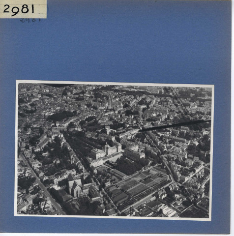 Angers : Vue aérienne de l'Université catholique