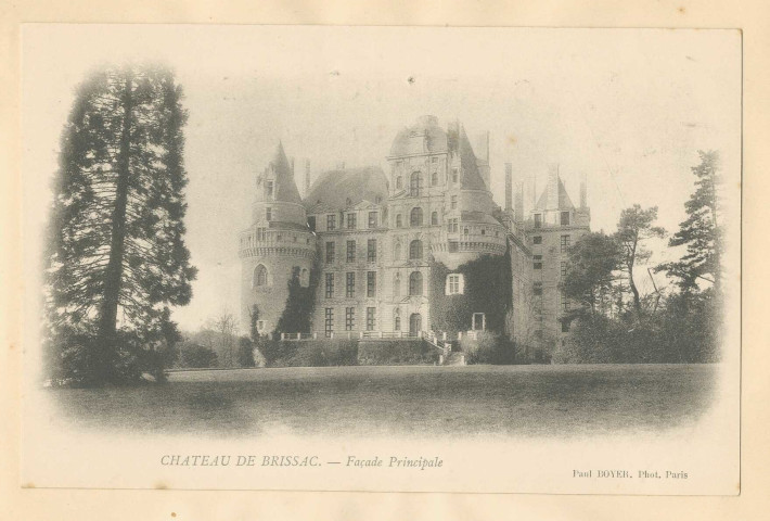 Château de Brissac. Façade principale
