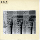 Angers : Détails des arcades romanes