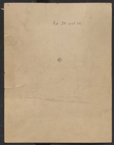 Construction d'un immeuble haussmannien à Angers, avec échafaudages