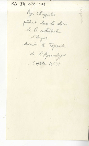 Portraits photographiques de Mgr Chappoulie, évêque d'Angers (1950-1959)