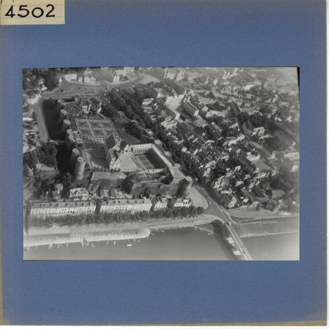 Angers : Château (vue aérienne)
