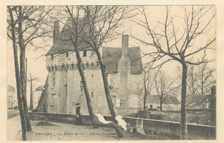 11. Angers. Les Ponts-de-Cé. Ancien château