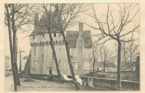 11. Angers. Les Ponts-de-Cé. Ancien château