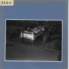 Ecuillé : Château du Plessis-Bourré, vue aérienne
