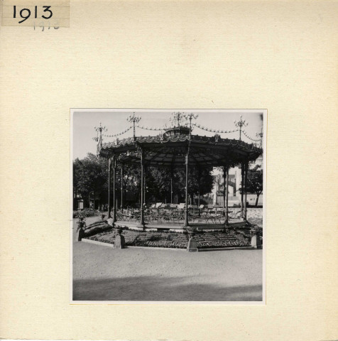 Angers : Kiosque du Jardin du Mail