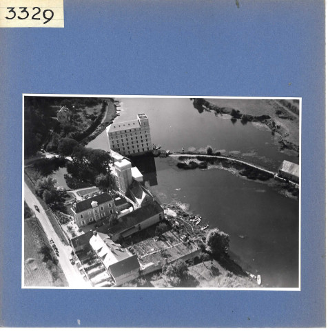 Morannes : Grands moulins (vue aérienne)