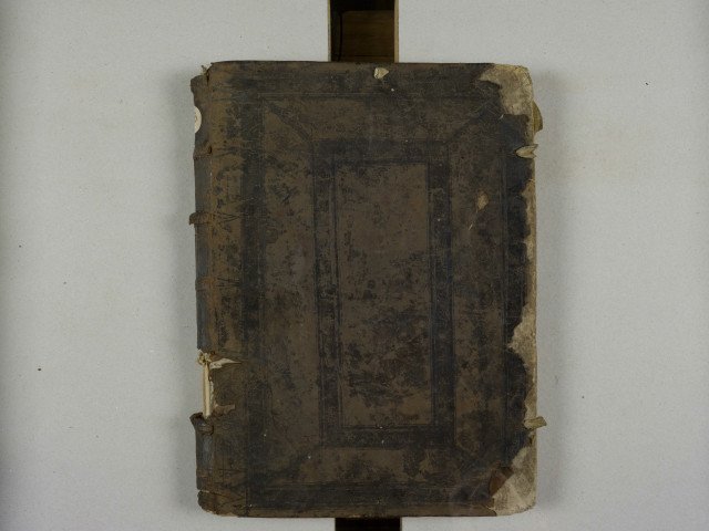 « Le livre censif du noble moustier et venerable abbaye de monseigneur Sainct Aulbin d'Angers, faict et escript par Mathurin Godes, prebstre, bachelier en décret, censier et recepveur de la dite abbaye »