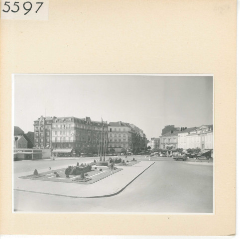 Angers : Place de la gare