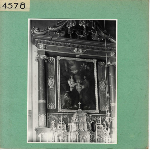 Baugé : Hospices, autel de la chapelle (détail)