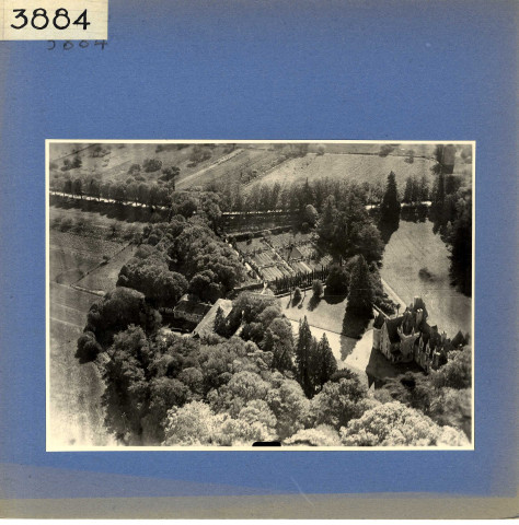 Luché-Pringé : Château de Gallerande, vue aérienne
