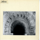 Angers : Détails des arcades romanes