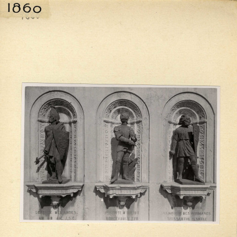 Angers : Détail d'une face de la statue du Roi René