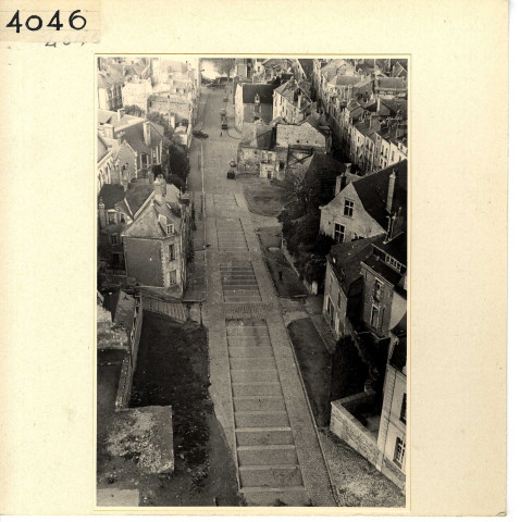 Angers : Montée Saint-Maurice (vue prise du haut de la cathédrale)