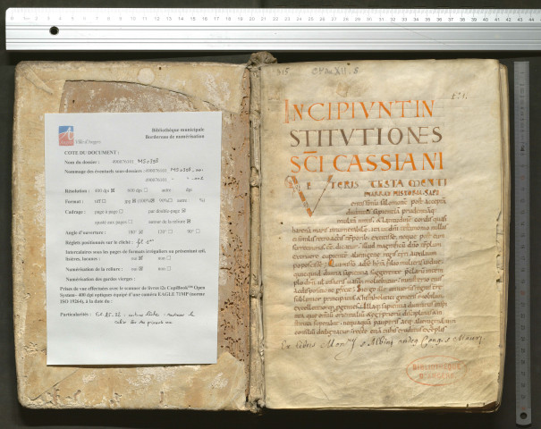 « Incipiunt Institutiones sancti Cassiani. Veteris instrumenti narrat historia... »