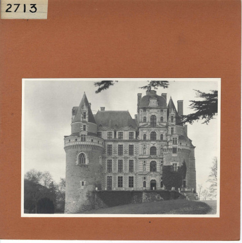 Brissac : Château de Brissac, extérieur