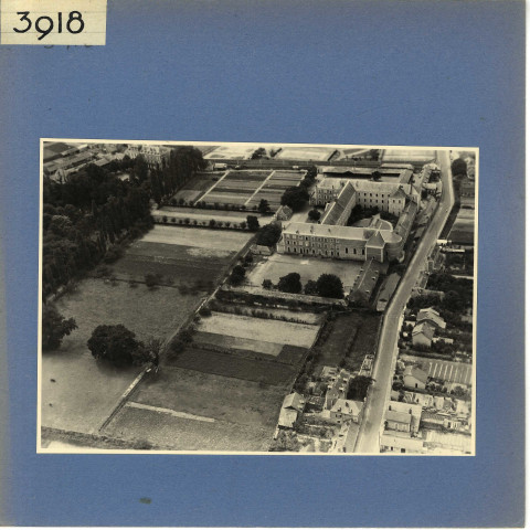 Angers : Mongazon, vue aérienne