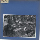 Denée : Eglise, vue aérienne