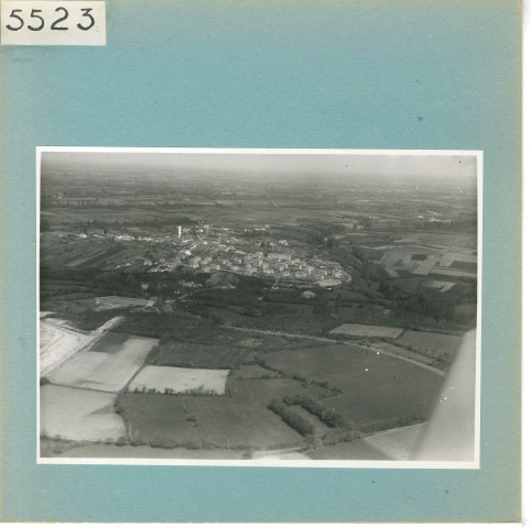 Saint-Crespin-sur-Moine : Vue aérienne